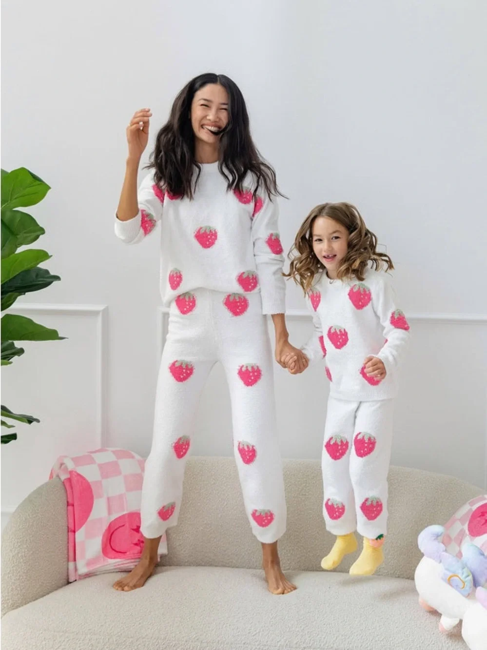 LOLA & THE BOYS Fuzzy Strawberry Lounge Pants